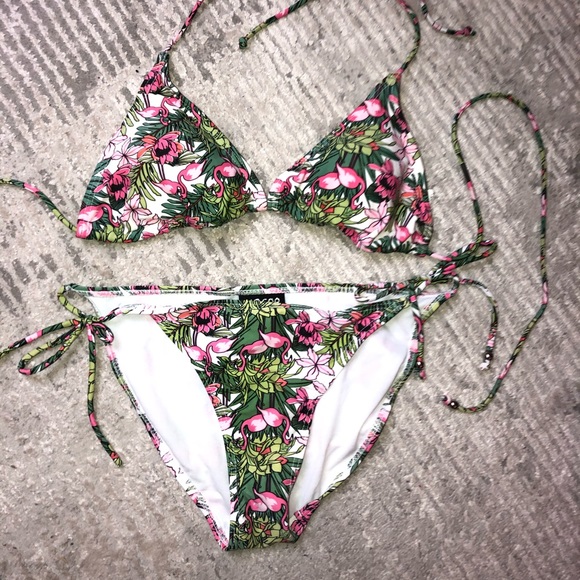 Tropical print bikini - Picture 6 of 7